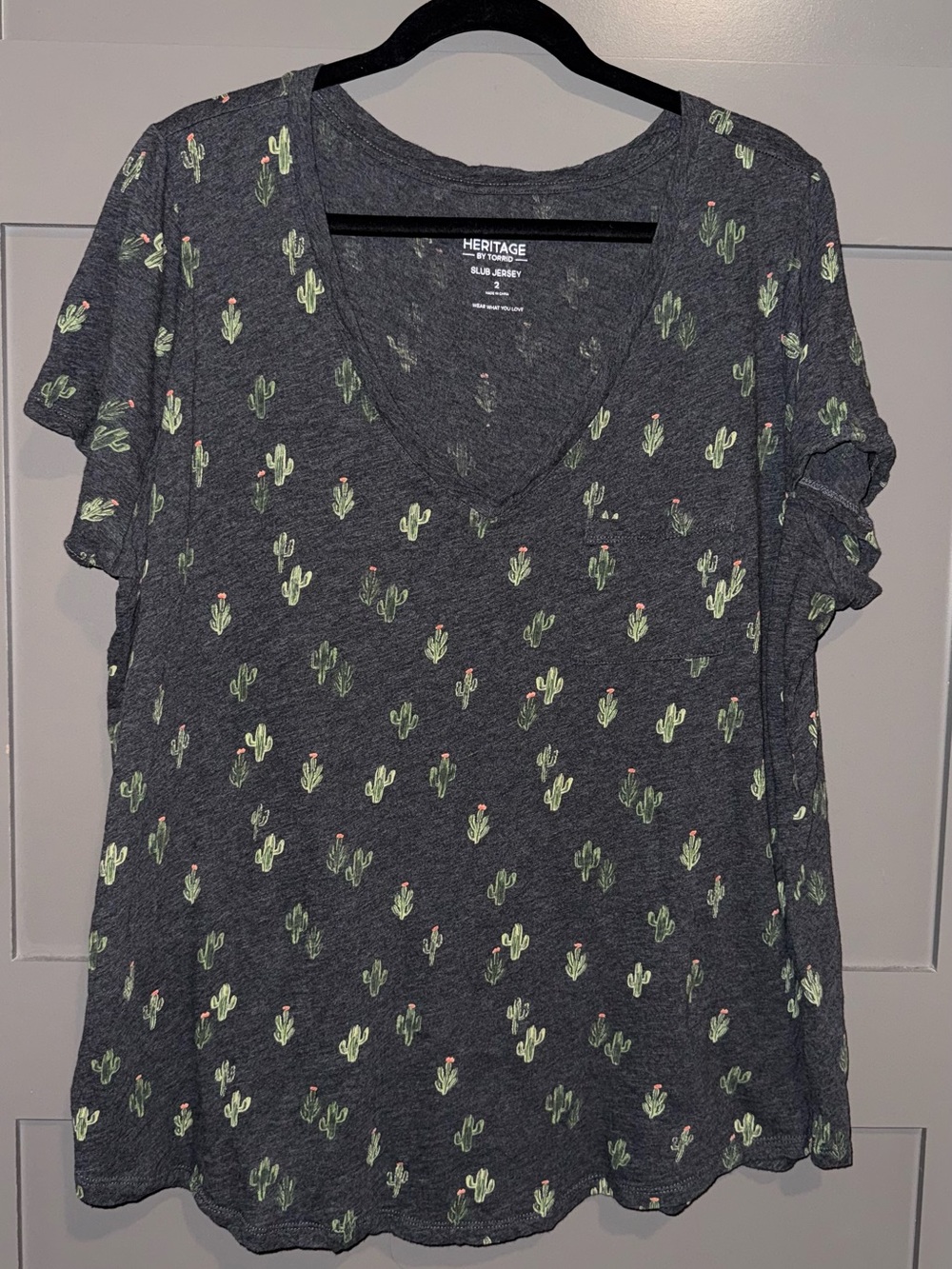 torrid Dark Gray V-Neck Tee with Green Cactus Print